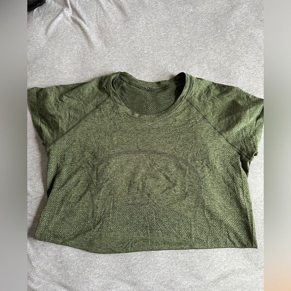 Lululemon swiftly tech shirt - Picture 3 of 3
